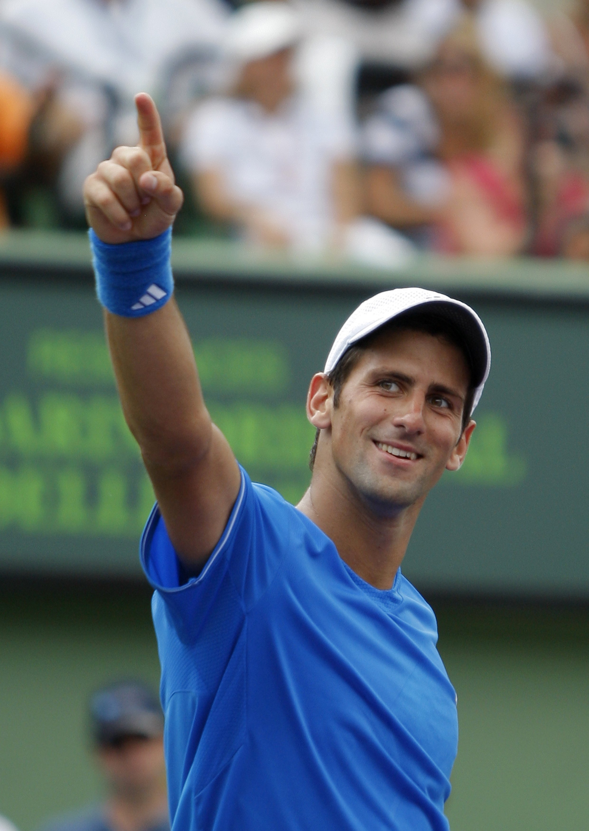 队和赛马本 队和赛马本