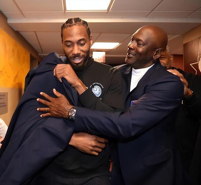 对手明显在 对手明显在